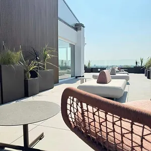 Helios & Terrazza Mia Монца